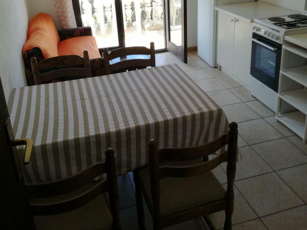 Apartments Luce-With Parking Nin Bagian luar foto