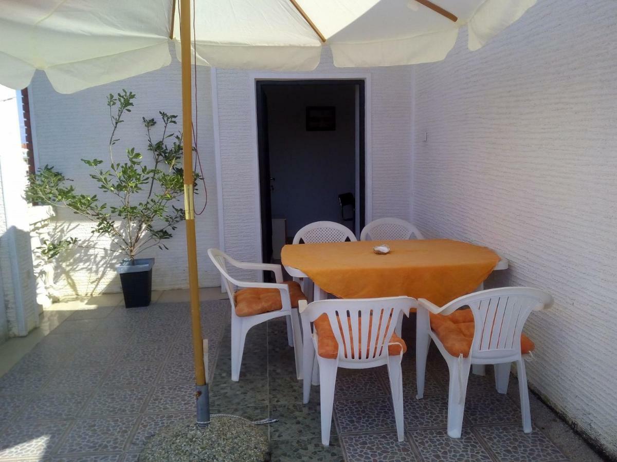 Apartments Luce-With Parking Nin Bagian luar foto